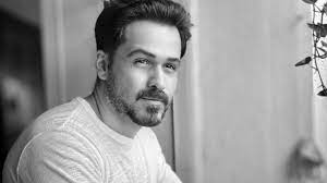 Emraan Hashmi showed off the washing board and stuns with massive transformation, see photo