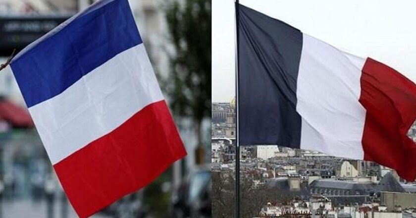 Two shades of blue: France changes colour of national flag and it went unnoticed for 3 years