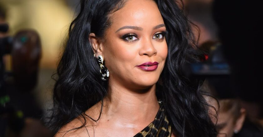 Rihanna Net Worth – Biography, Career, Spouse And More