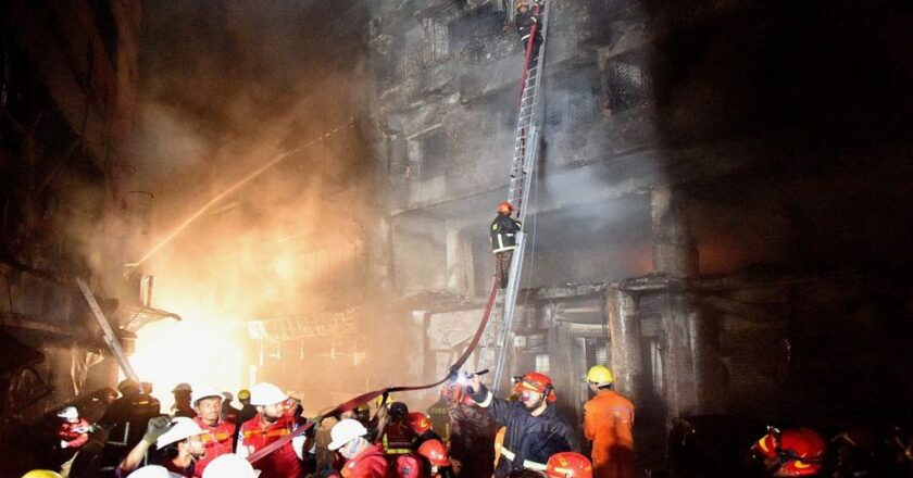 49 Dead, 300+ Injured After Massive Fire at Storage Facility in Bangladesh; Toll Likely to Rise