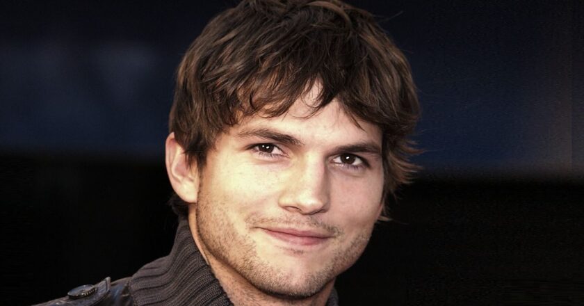 Ashton Kutcher Net Worth 2022