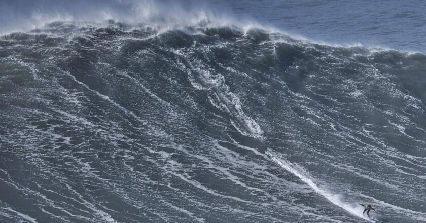 17.6-meter-high extreme rogue wave recorded in the Pacific Ocean