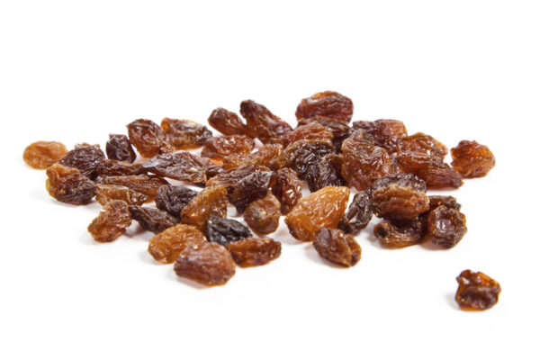 Are raisins healthy? Health Benefits of raisins in Weight Gain
