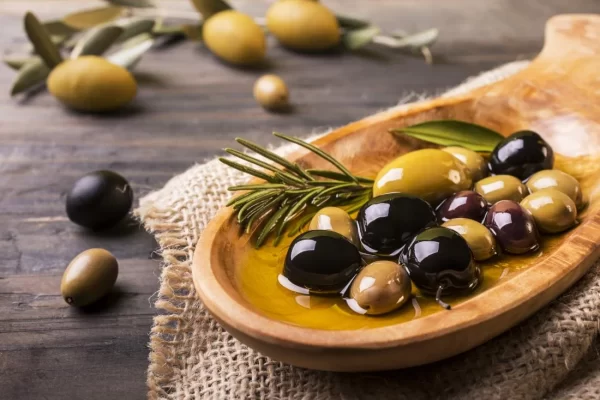 11 Health Benefit And Side Effects Of Olives Benefits Of Olives